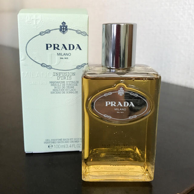 PRADA(プラダ)の新品 PRADA ボディーオイル コスメ/美容のボディケア(ボディオイル)の商品写真