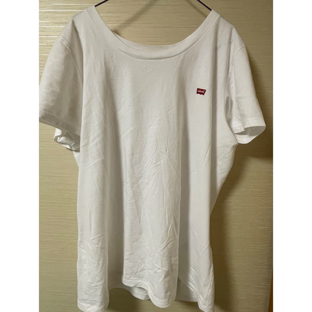 Levi's(リーバイス)の【値下げ】リーバイス　Tシャツ　1X ホワイト　 レディースのトップス(Tシャツ(半袖/袖なし))の商品写真