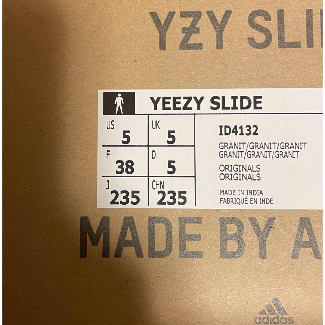 YEEZY（adidas）(イージー)のYEEZY SLIDE GRANITE イージー スライド グラナイト I レディースの靴/シューズ(サンダル)の商品写真