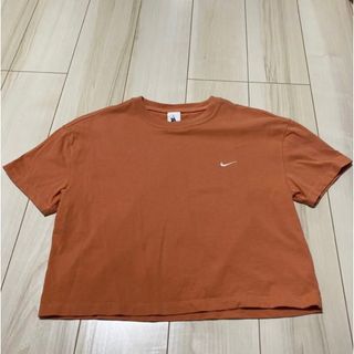 ナイキ(NIKE)のNIKE Tシャツ　ショート丈　ラボ　lab(Tシャツ(半袖/袖なし))