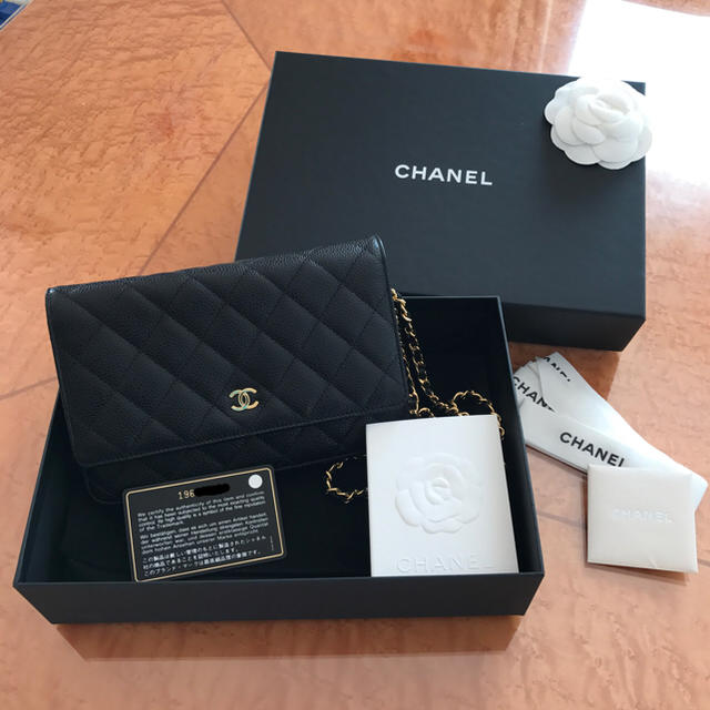 CHANEL(シャネル)のパピコ様御専用 美品☆ シャネル チェーンウォレット ゴールド金具 メンズのファッション小物(ウォレットチェーン)の商品写真