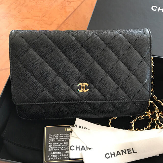 CHANEL(シャネル)のパピコ様御専用 美品☆ シャネル チェーンウォレット ゴールド金具 メンズのファッション小物(ウォレットチェーン)の商品写真