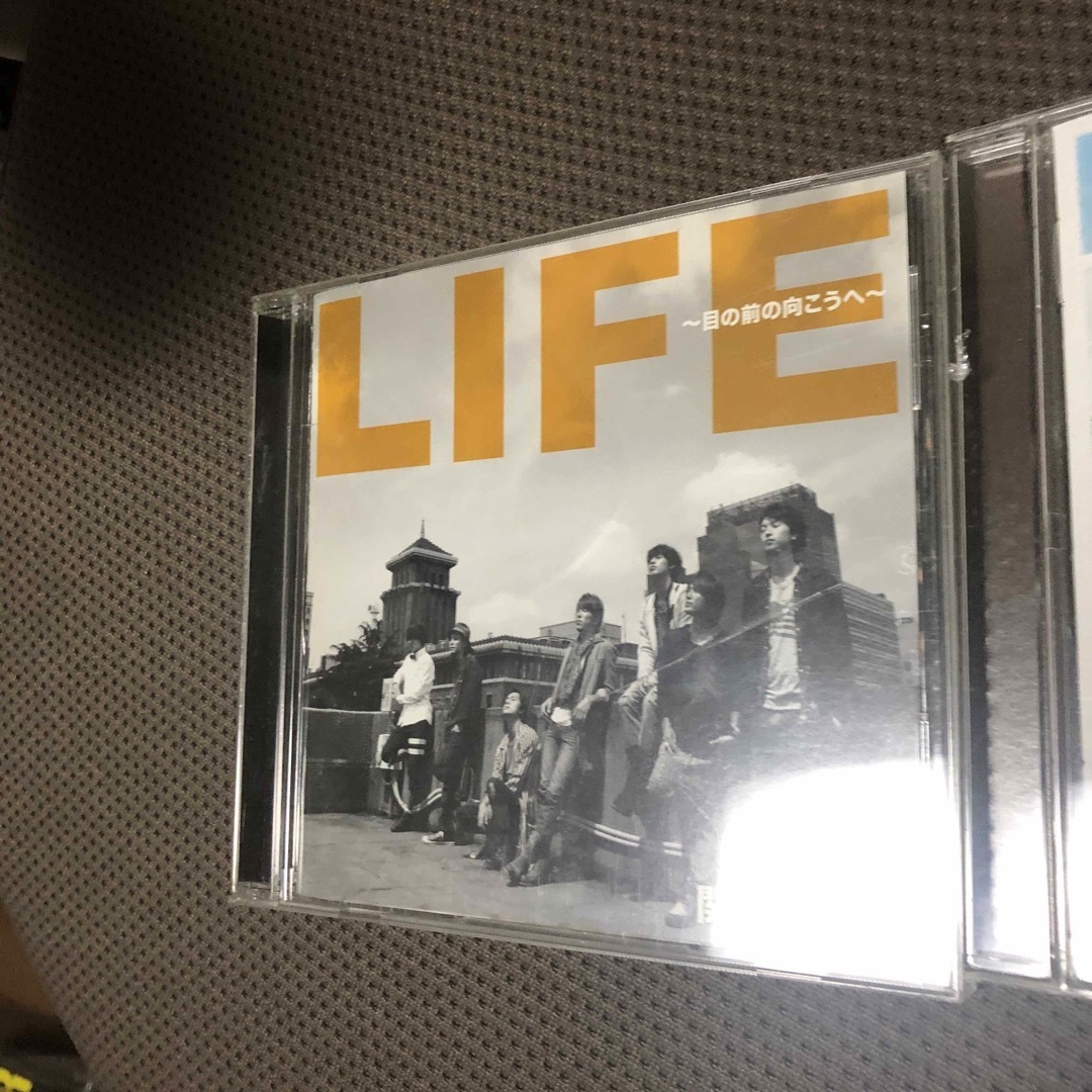 LIFEとオモイダマ エンタメ/ホビーのCD(ポップス/ロック(邦楽))の商品写真