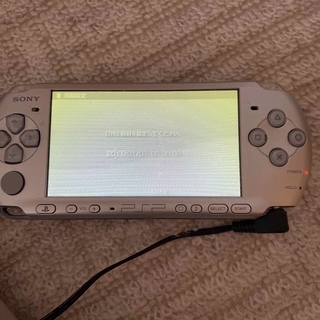 プレイステーションポータブル(PlayStation Portable)のPSP本体おまけ付き(携帯用ゲーム機本体)