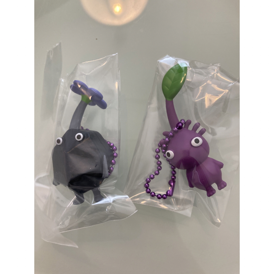 BANDAI(バンダイ)のピクミン グミ 岩.紫 セット エンタメ/ホビーのおもちゃ/ぬいぐるみ(キャラクターグッズ)の商品写真