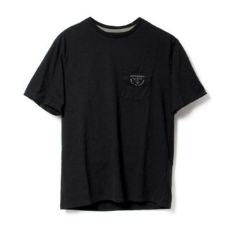 パタゴニア(patagonia)の【新品未使用】 patagonia パタゴニア Tシャツ 半袖 ポケット FORGE MARK CREST POCKET RESPONSIBILI TEE 37656 【Lサイズ/INK BLACK】(Tシャツ/カットソー(半袖/袖なし))