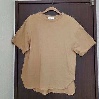 ユナイテッドアローズグリーンレーベルリラクシング(UNITED ARROWS green label relaxing)のグリーンレーベルリラクシング　コットン100％　ベージュTシャツ(Tシャツ(半袖/袖なし))