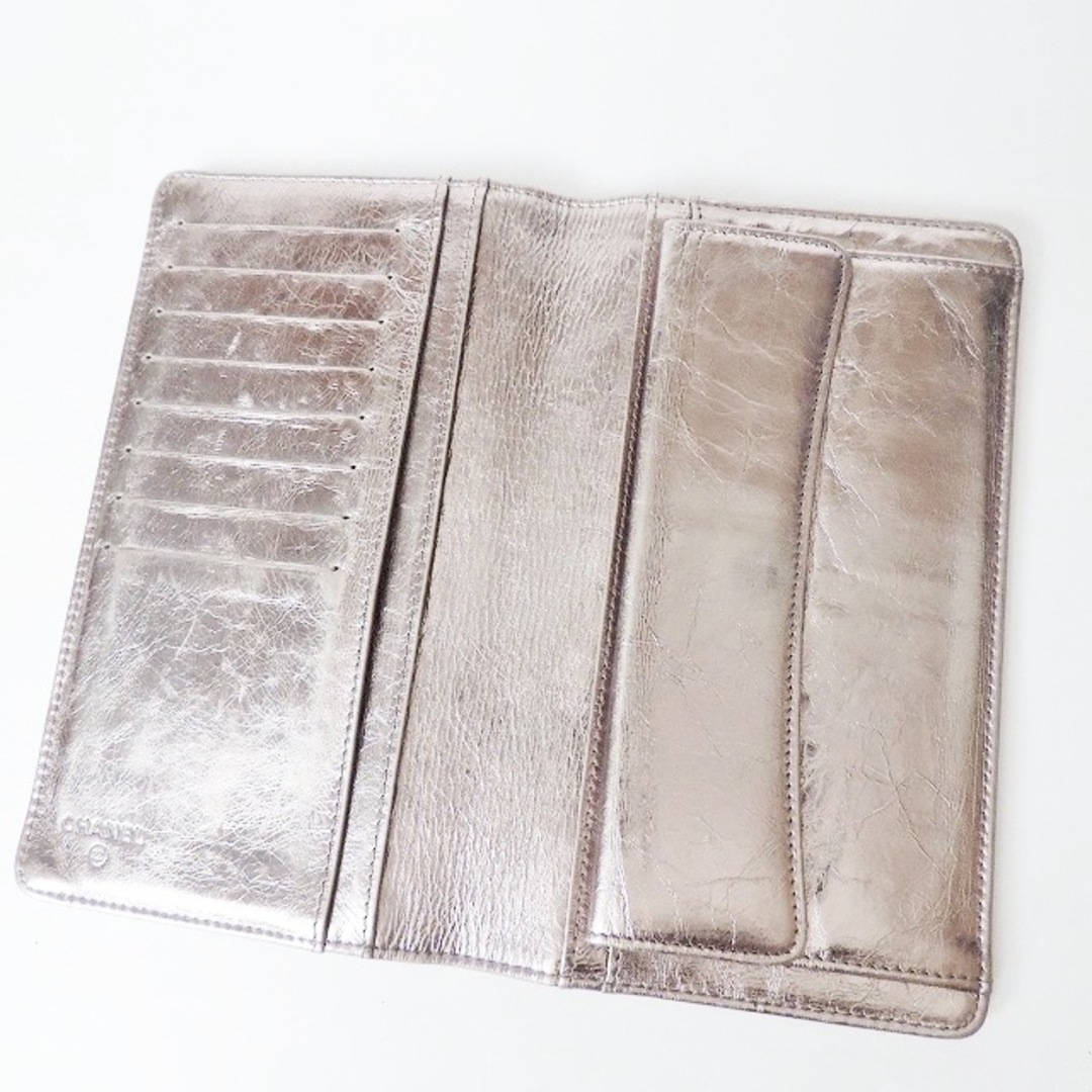 シャネル 長財布 - シルバー レザー シャネル 長財布 - シルバー レザー
