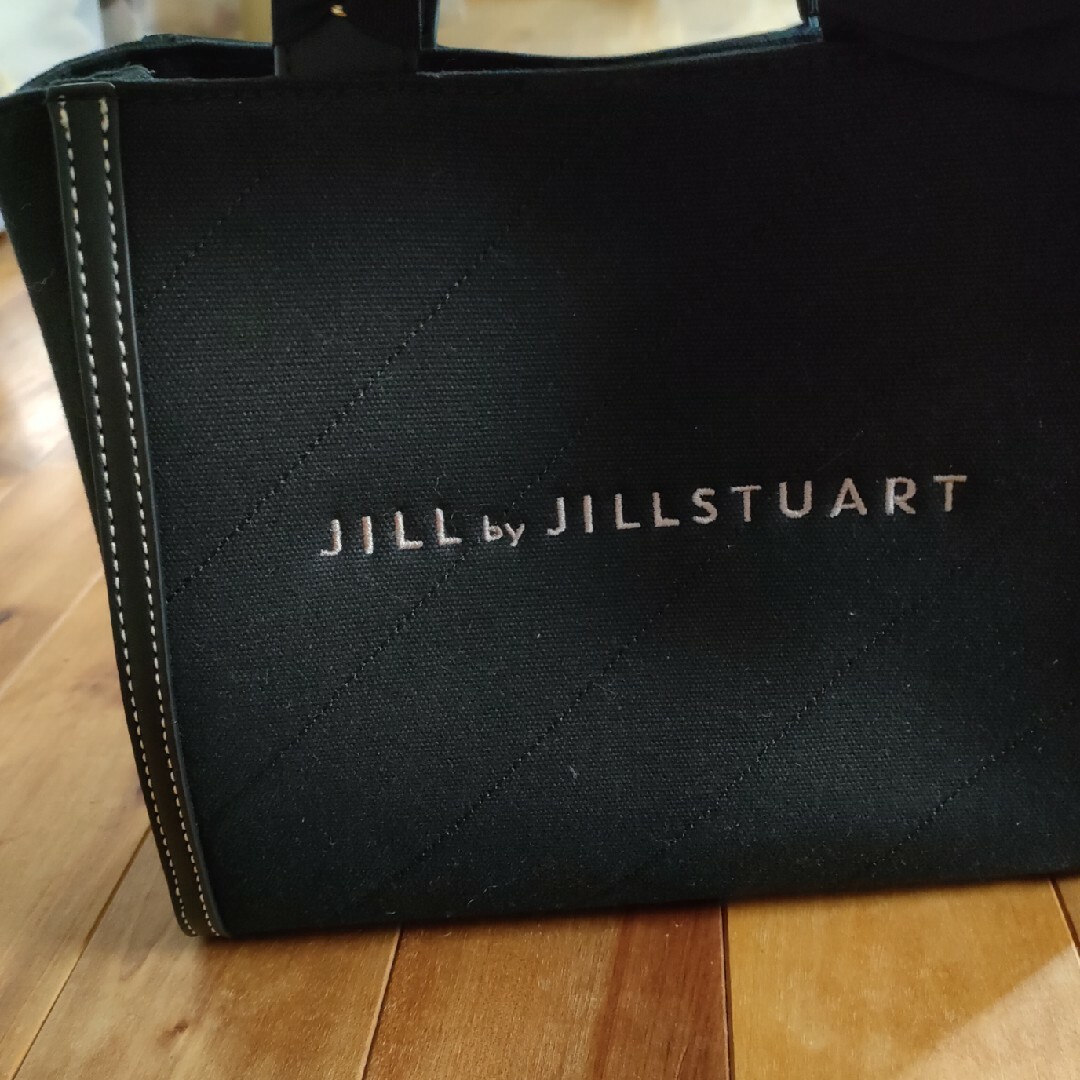 JILL by JILLSTUART(ジルバイジルスチュアート)のJILL by  JILLSTUART ハンドバッグ　ジルバイジルスチュアート レディースのバッグ(ハンドバッグ)の商品写真