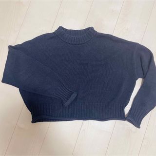 マウジー(moussy)のmoussy ショート丈　ニット　ブラック(ニット/セーター)