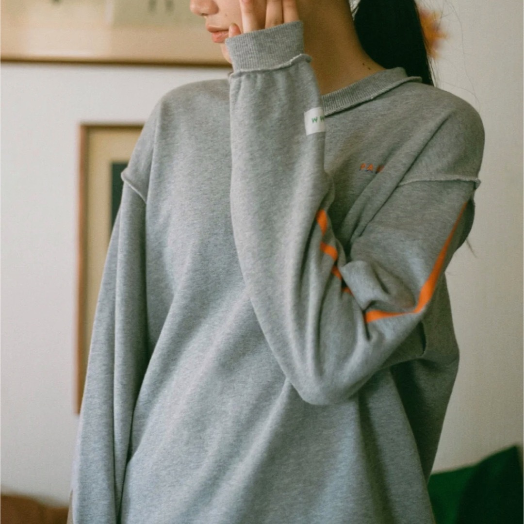 新品】PAMM 寛大なインテリアのスウェット(テレビの色)の通販 by 新品】PAMM 寛大なインテリアのスウェット(テレビの色)の通販 by