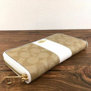 未使用品 COACH ジップウォレット F52859 117