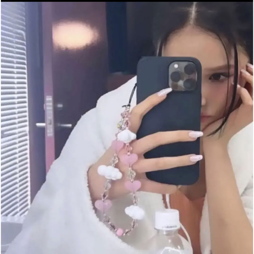 【即配送、残り2点!】BLACKPINKも愛用 ストラップ
