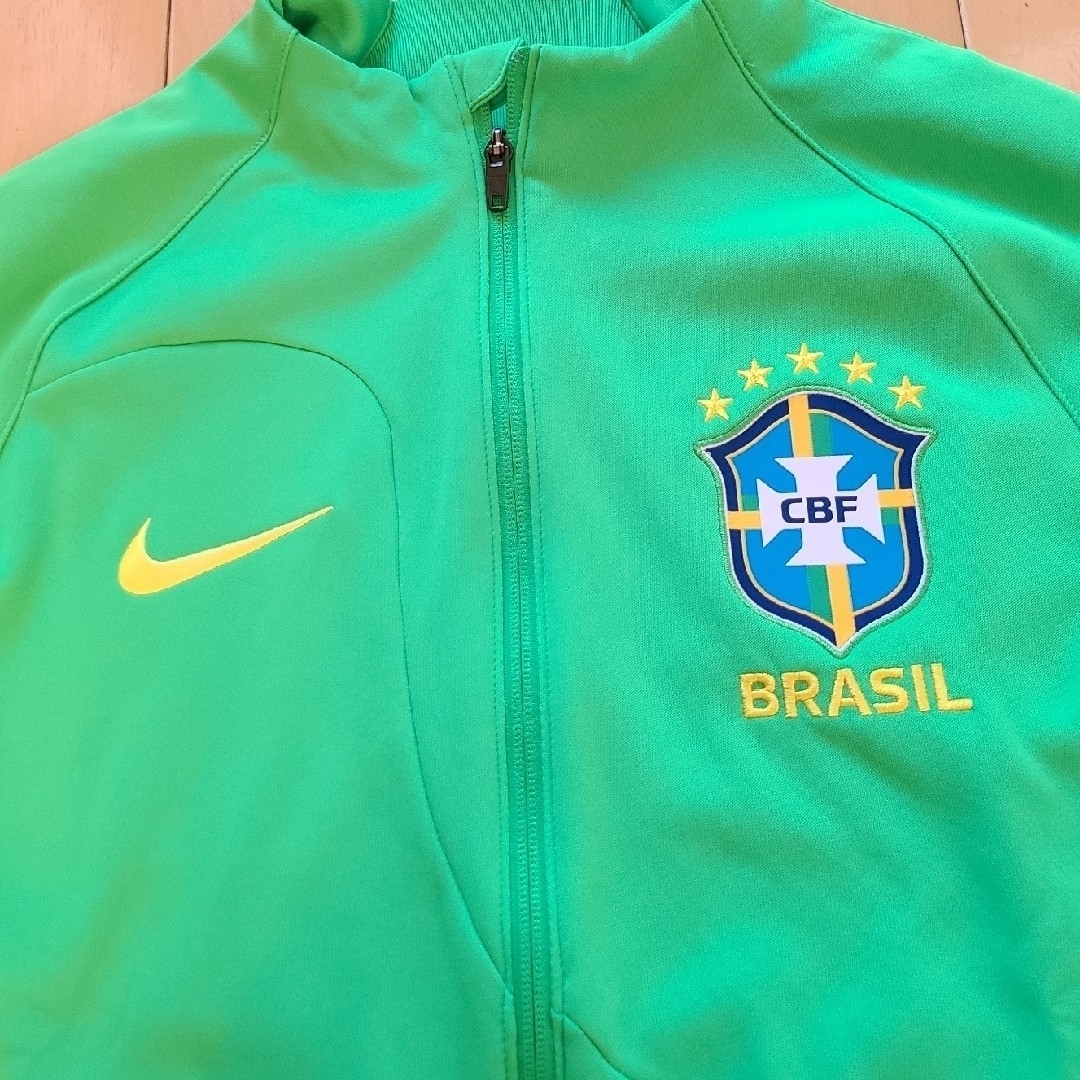 送料込🌟新品未使用🌟ナイキ🌟ブラジル代表🌟アンセムジャケット 送料込🌟新品未使用🌟ナイキ🌟ブラジル代表🌟アンセムジャケット