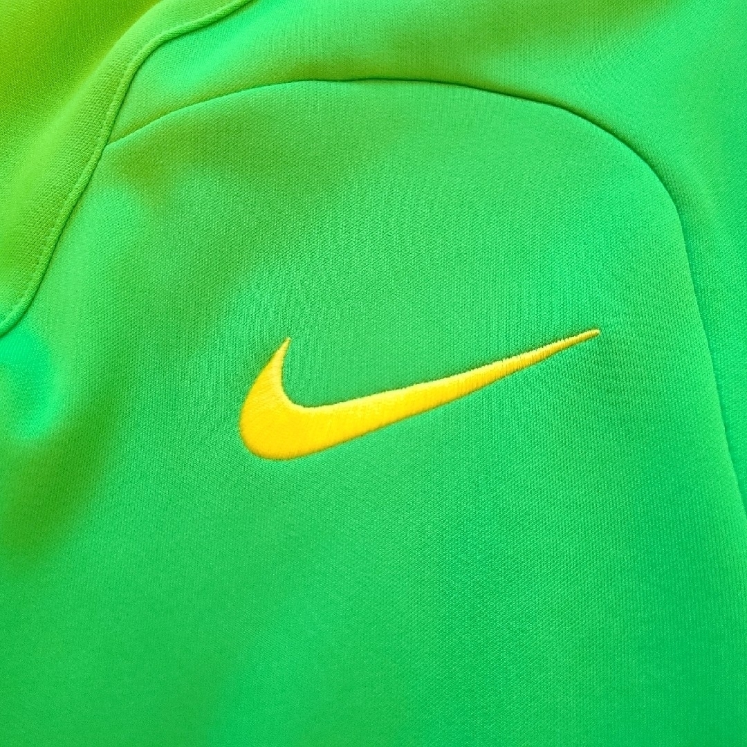 NIKE - 送料込🌟新品未使用🌟ナイキ🌟ブラジル代表🌟アンセム NIKE - 送料込🌟新品未使用🌟ナイキ🌟ブラジル代表🌟アンセム