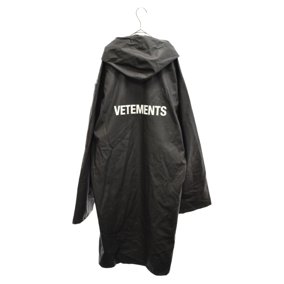 VETEMENTS ヴェトモン 18AW Oversized hooded raincoat オーバーサイズ ロゴ レインコート ブラック WAH18JA24