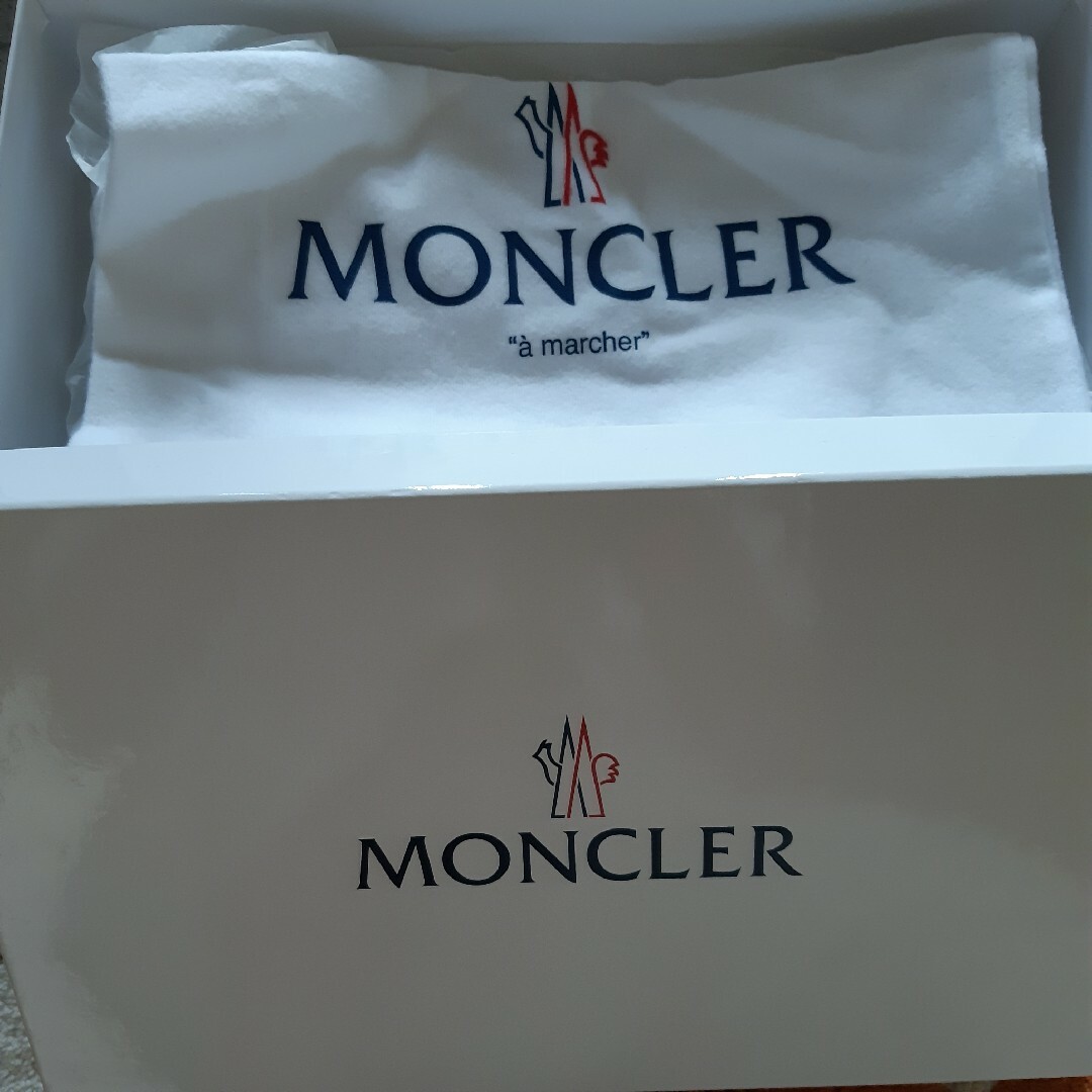 MONCLER(モンクレール)のMONCLER 靴箱 靴袋 メンズの靴/シューズ(その他)の商品写真