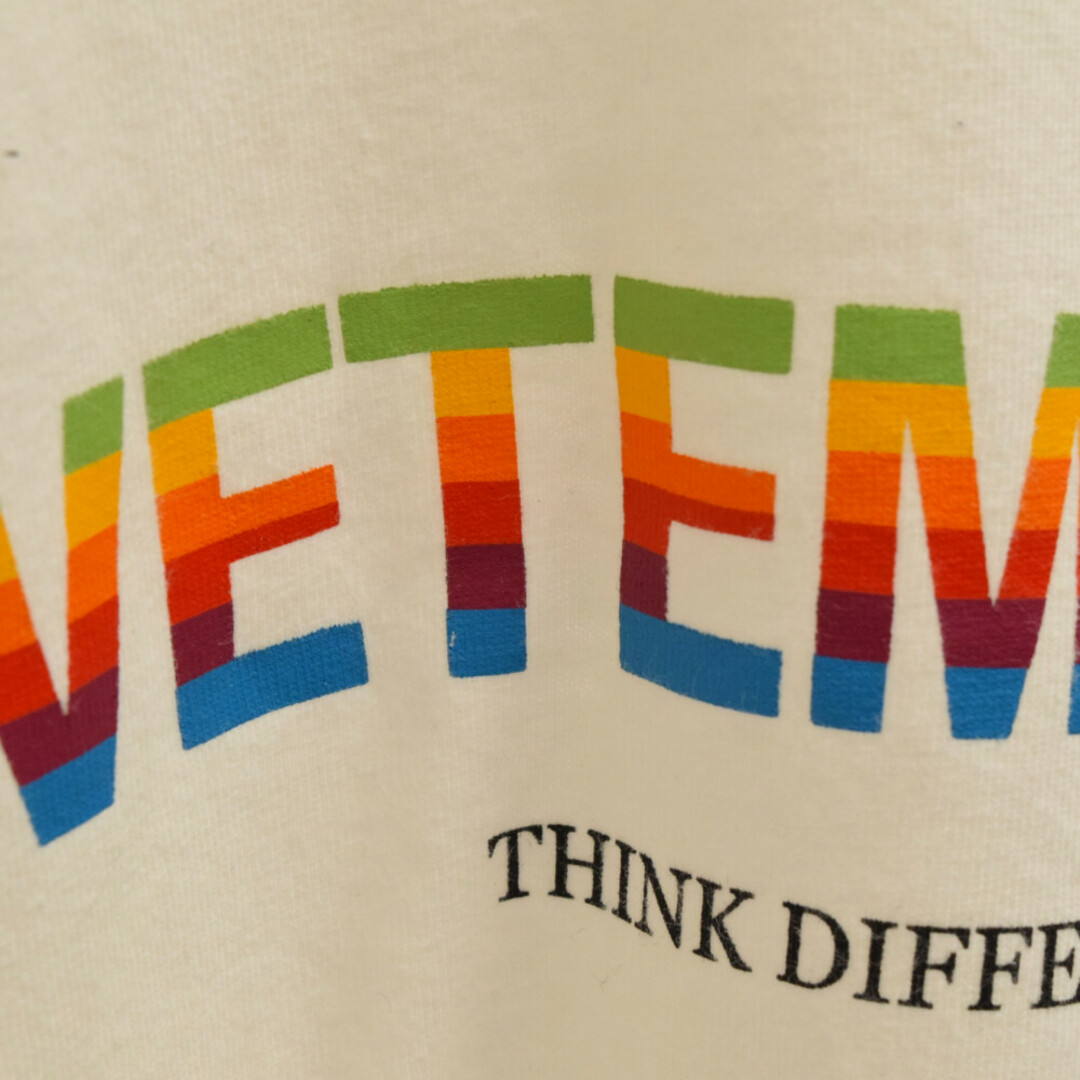 VETEMENTS ヴェトモン 21SS THINK DIFFERENTLY LOGO TEE シンク