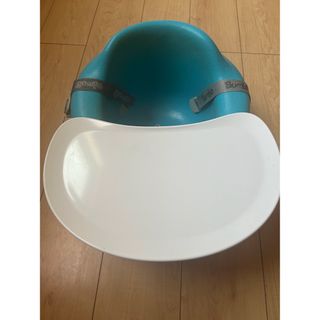 バンボ(Bumbo)のバンボ Bumbo ベビーチェア 腰ベルト付き ブルー　テーブル付き(その他)