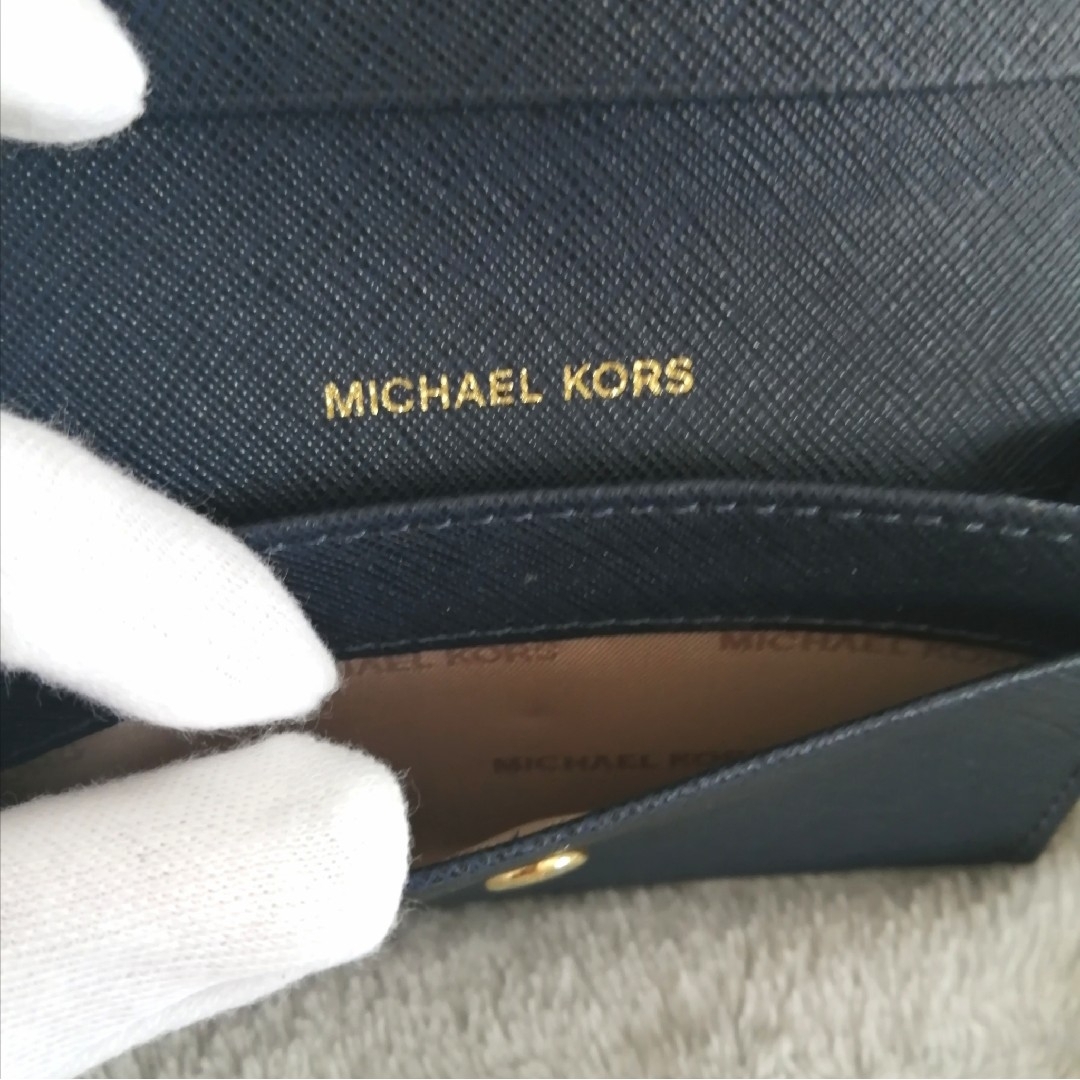 Michael Kors(マイケルコース)のMICHAEL KORS　マイケル・コース　名刺入れ　カードケース レディースのファッション小物(名刺入れ/定期入れ)の商品写真