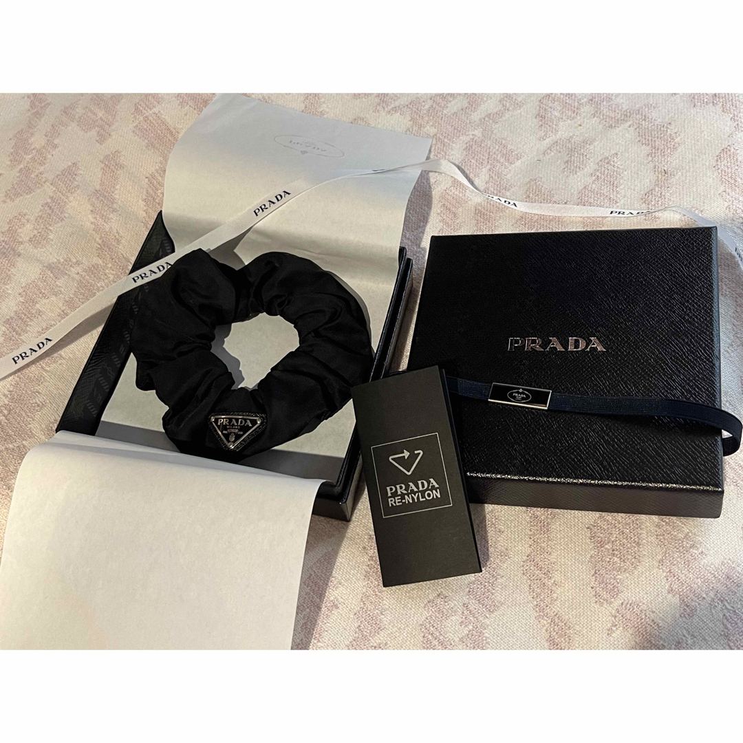 PRADA Re Nylon シュシュ