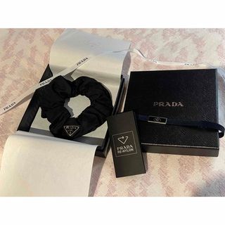 PRADA - プラダシュシュ PRADA 新品タグ付き本物の通販 by あい ...