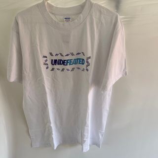 アンディフィーテッド(UNDEFEATED)のUNDEFEATED Tシャツ(Tシャツ/カットソー(半袖/袖なし))