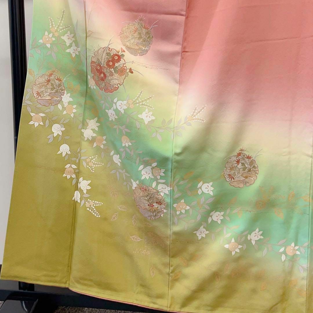 花模様に雪輪紋のスワトウ刺繍 付け下げ 着物