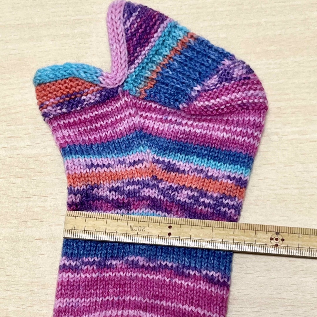 オパール毛糸の手編み靴下　⑧ ハンドメイドのファッション小物(レッグウェア)の商品写真