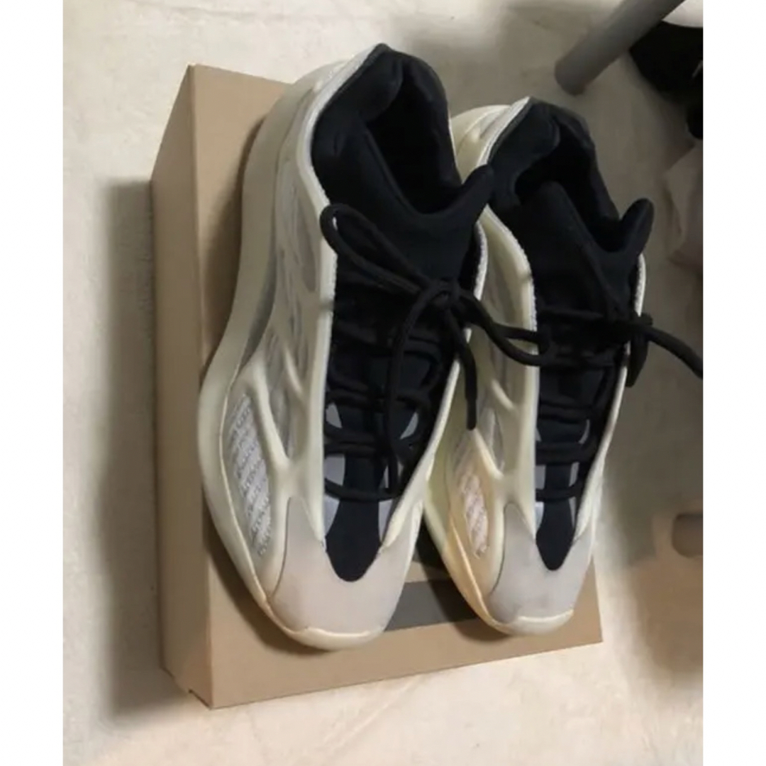 Adidas YEEZY 700 V3 "Azael