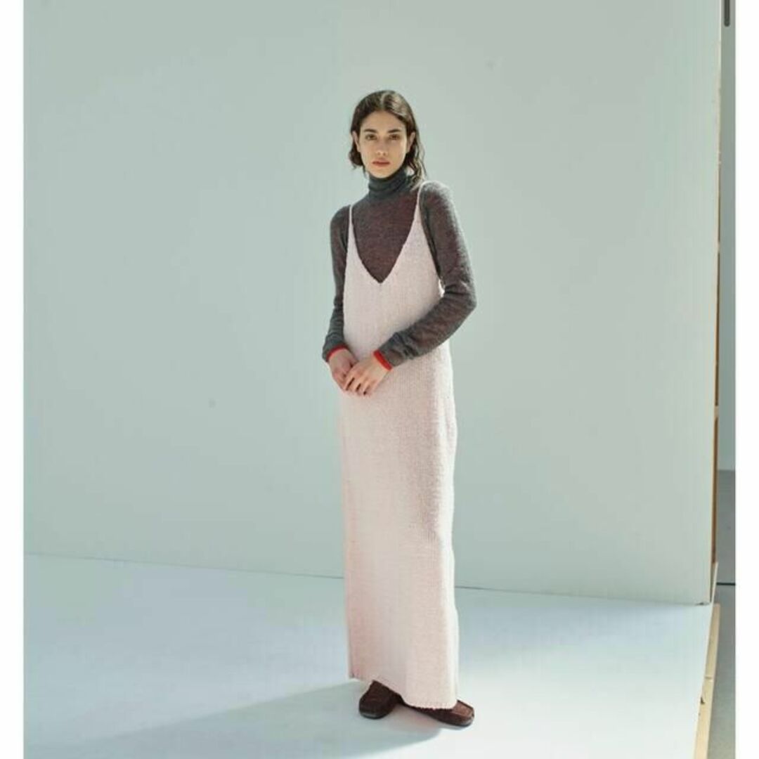 22AW AURALEE WOOL BABY CAMEL KNIT DRESS