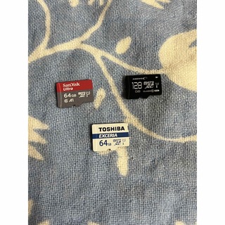 サンディスク(SanDisk)のMicroSDカード　3枚(その他)