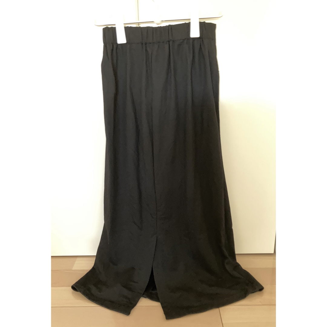 GU(ジーユー)の新品タグ付　GU ロングスカート　M レディースのスカート(ロングスカート)の商品写真