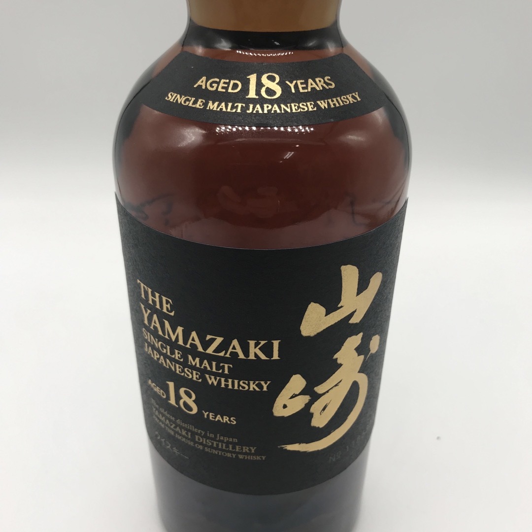 山崎　18年 700ml  箱付未開栓