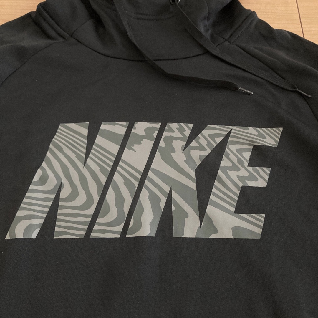 NIKE(ナイキ)の【美品】NIKE ナイキ DRY-FIT ドライフィット パーカー フーディ M メンズのトップス(パーカー)の商品写真