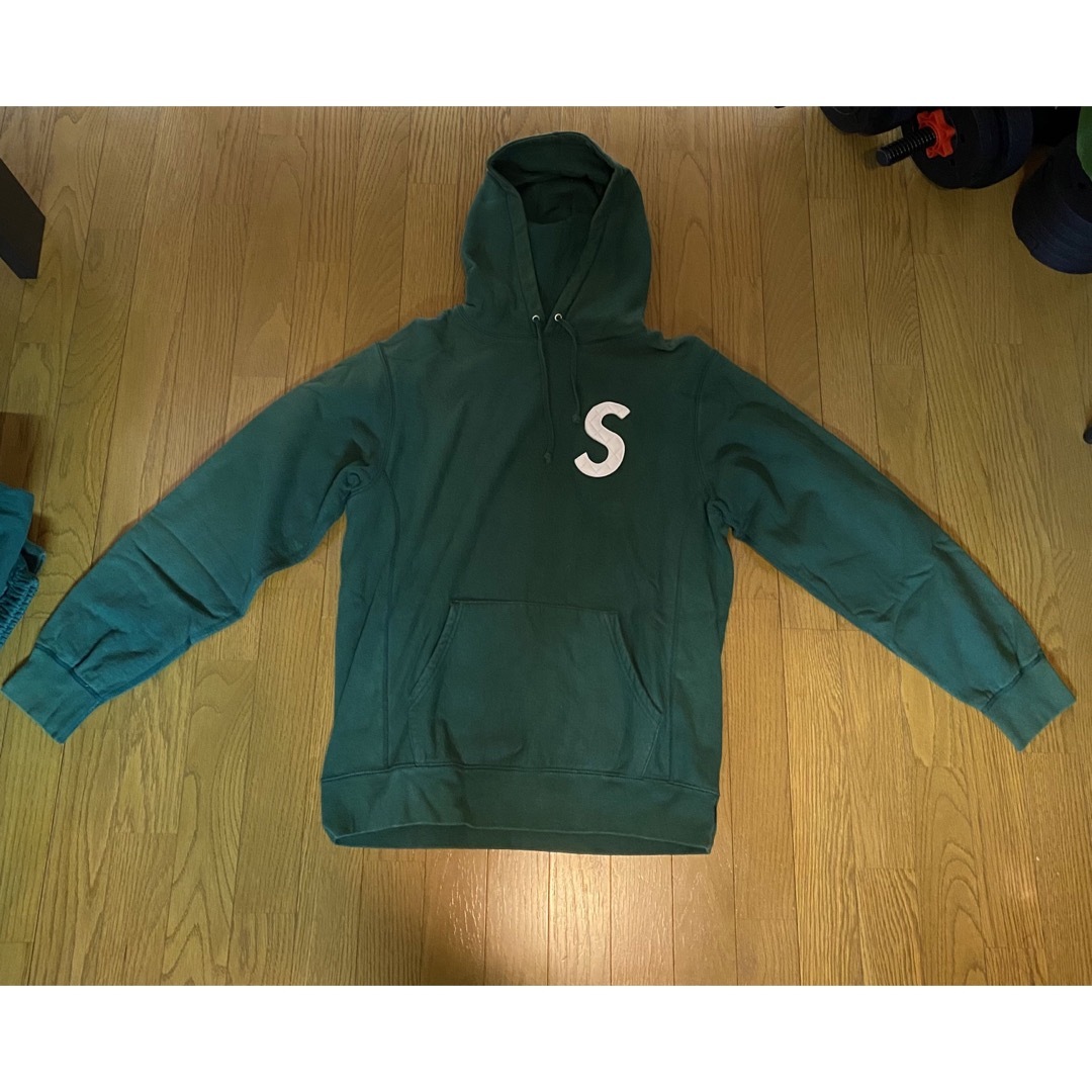 supreme シュプリーム　レザーSロゴ　パーカー　オリーブ　緑