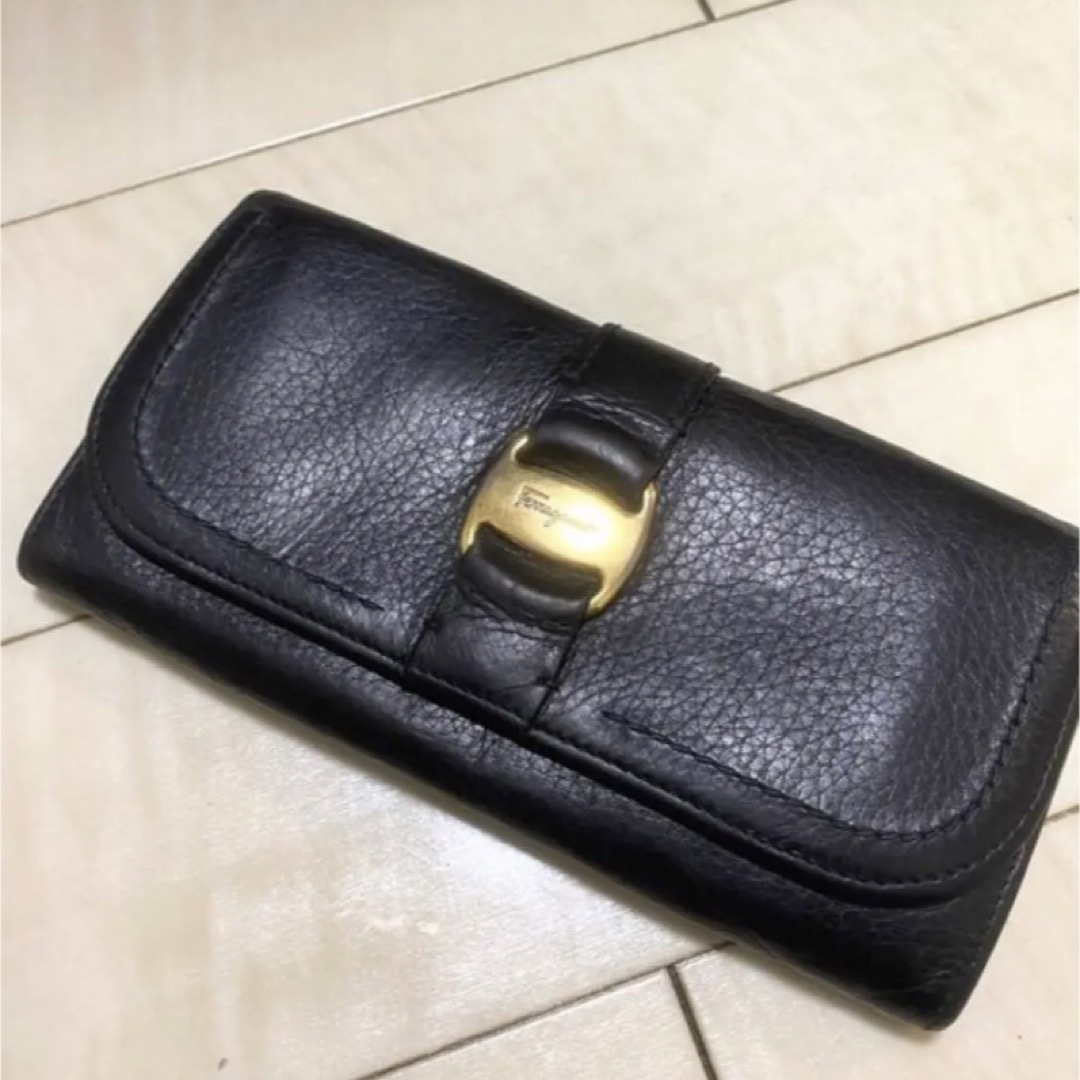 Ferragamo 長財布