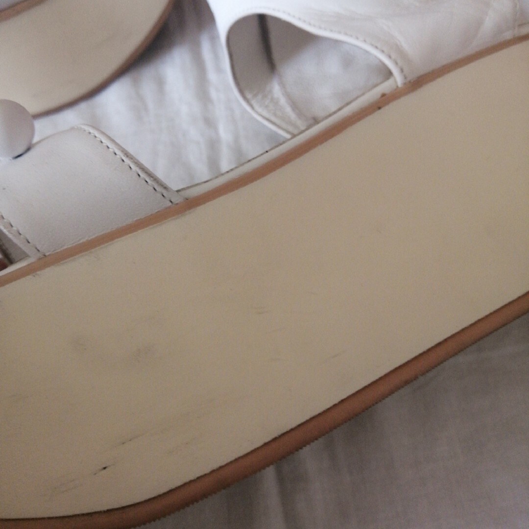 TOKYO BOPPER(トーキョーボッパー)のTOKYO BOPPER トーキョーボッパー厚底24.5 白 レディースの靴/シューズ(サンダル)の商品写真