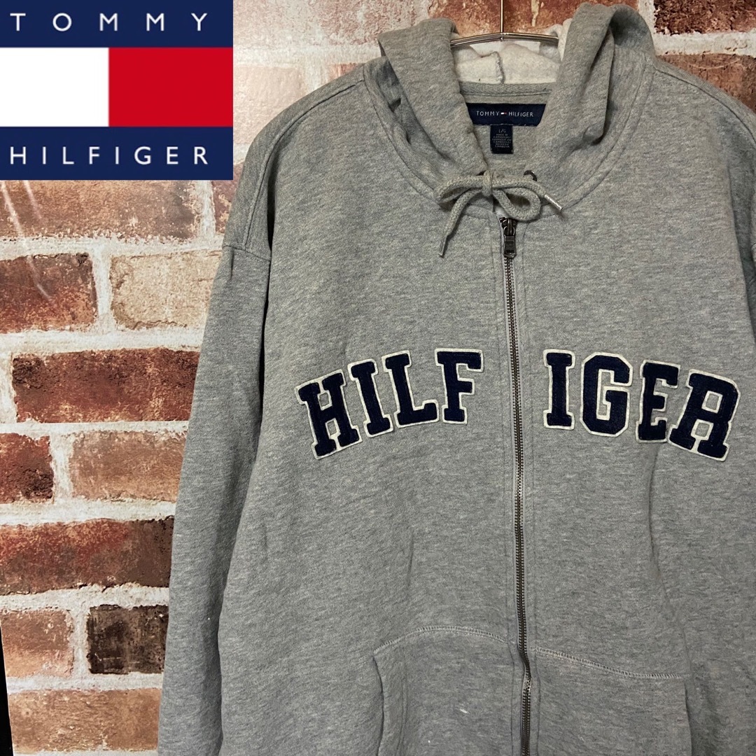 TOMMY HILFIGER(トミーヒルフィガー)のA19 TOMMY HILFIGER ジップパーカー 古着 グレーパーカー メンズのトップス(パーカー)の商品写真