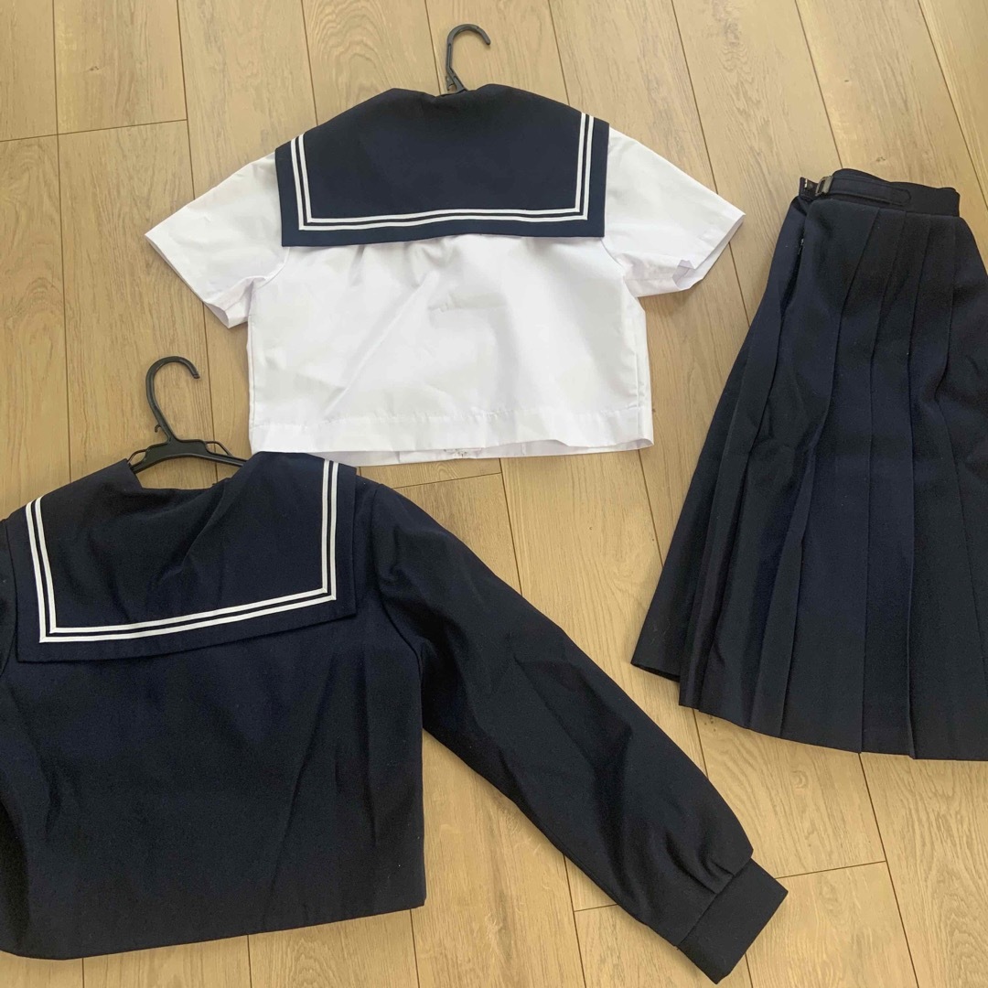 【SALE！】セーラー服 制服 女子 本物【夏冬 上下セット 】 レディースのレディース その他(セット/コーデ)の商品写真