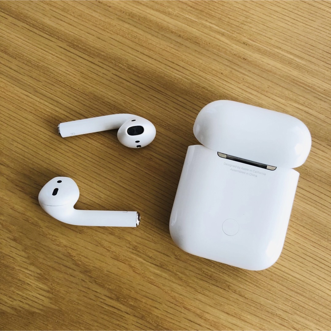 Apple AirPods