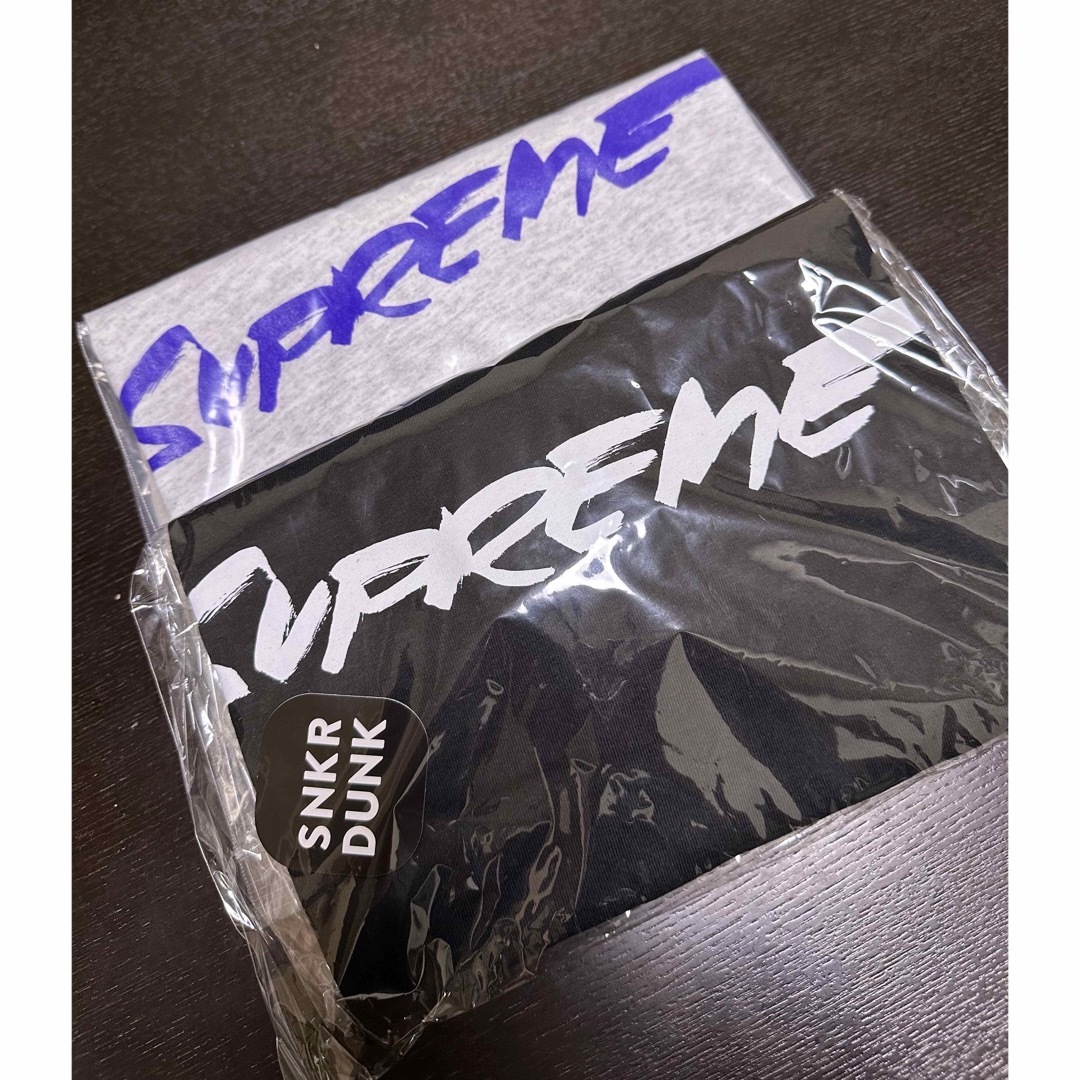 Supreme Futura Tee   Black L size