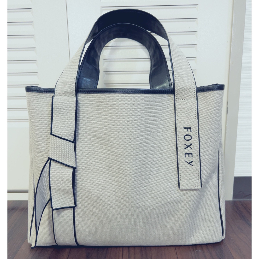 FOXEY(フォクシー)のFOXEY ♡最終お値下げ【美品】2022人気完売✨ANYTIME TOTE】 レディースのバッグ(トートバッグ)の商品写真