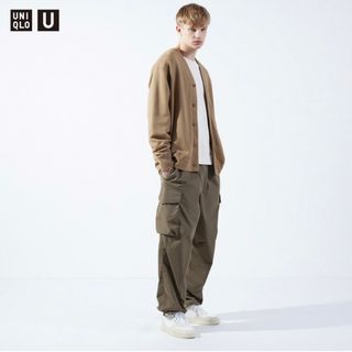 ユニクロ(UNIQLO)のワイドフィットパラシュートカーゴパンツ　UNIQLO ユニクロ　(ワークパンツ/カーゴパンツ)