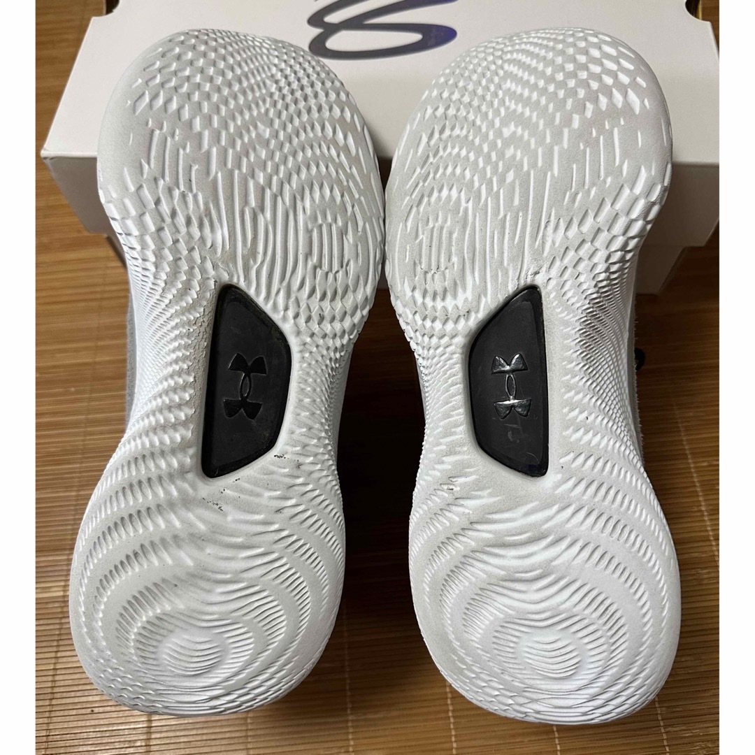 UNDER ARMOUR - CURRY4FLOTROカリー4フロトロ27cmUS9グレー灰の通販 by