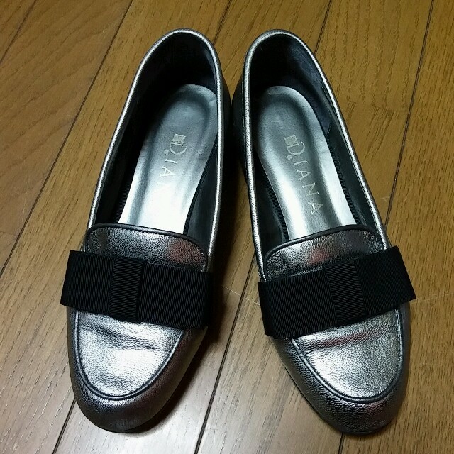 DIANA(ダイアナ)の22cm   ダイアナ　リボンローファー レディースの靴/シューズ(ローファー/革靴)の商品写真