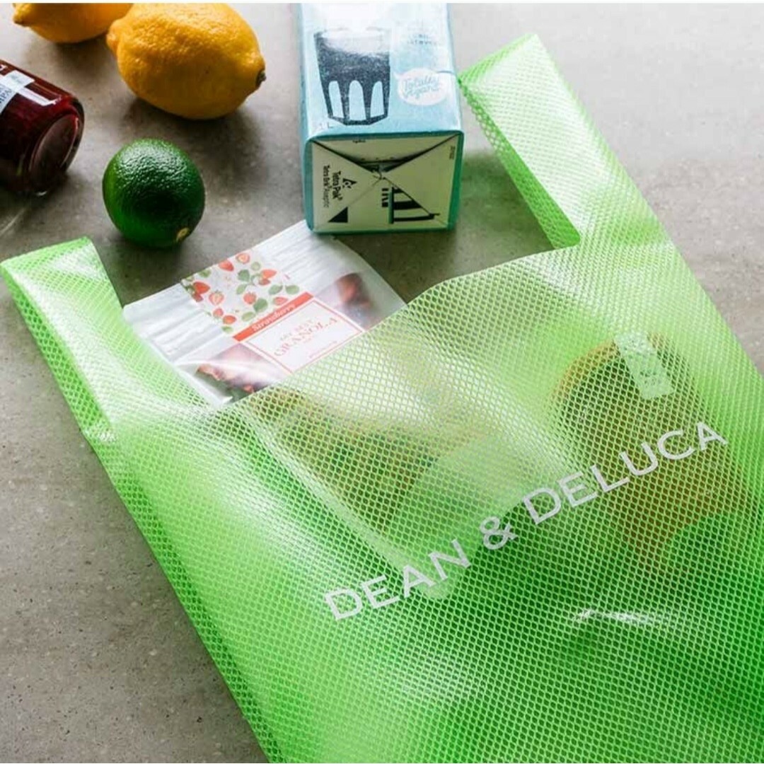 DEAN & DELUCA(ディーンアンドデルーカ)の【新品】DEAN & DELUCA ショッピングバッグライムグリーン(数量限定) レディースのバッグ(エコバッグ)の商品写真