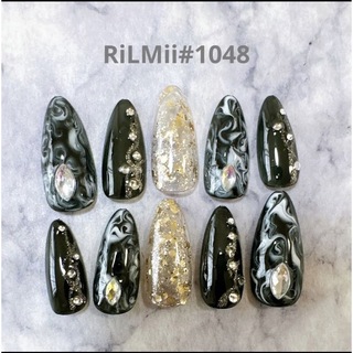 RiLMii#1048 ブラック×ホワイト/ニュアンスネイルチップ