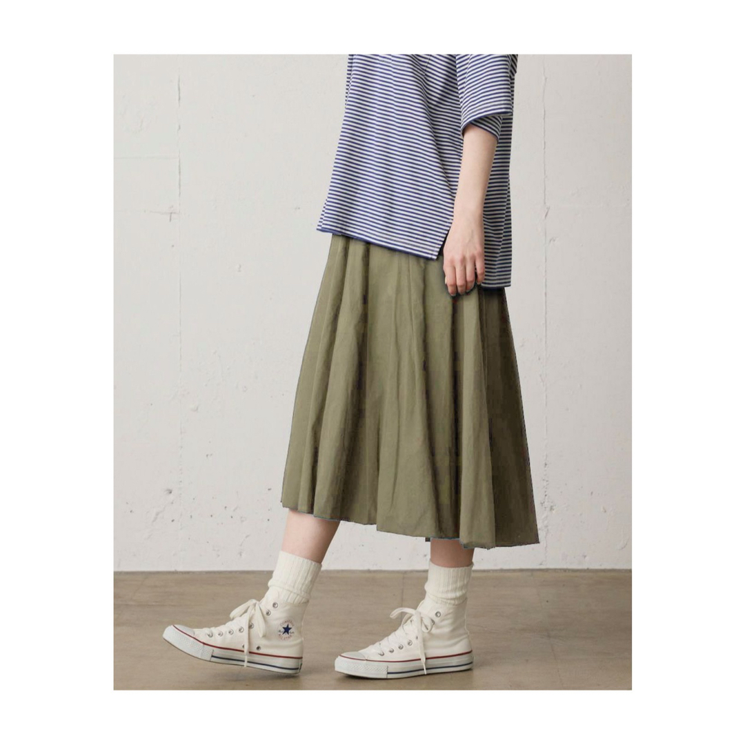 MidiUmi(ミディウミ)のMidiUmi コットンリネンバルーンスカート カーキ レディースのスカート(ロングスカート)の商品写真