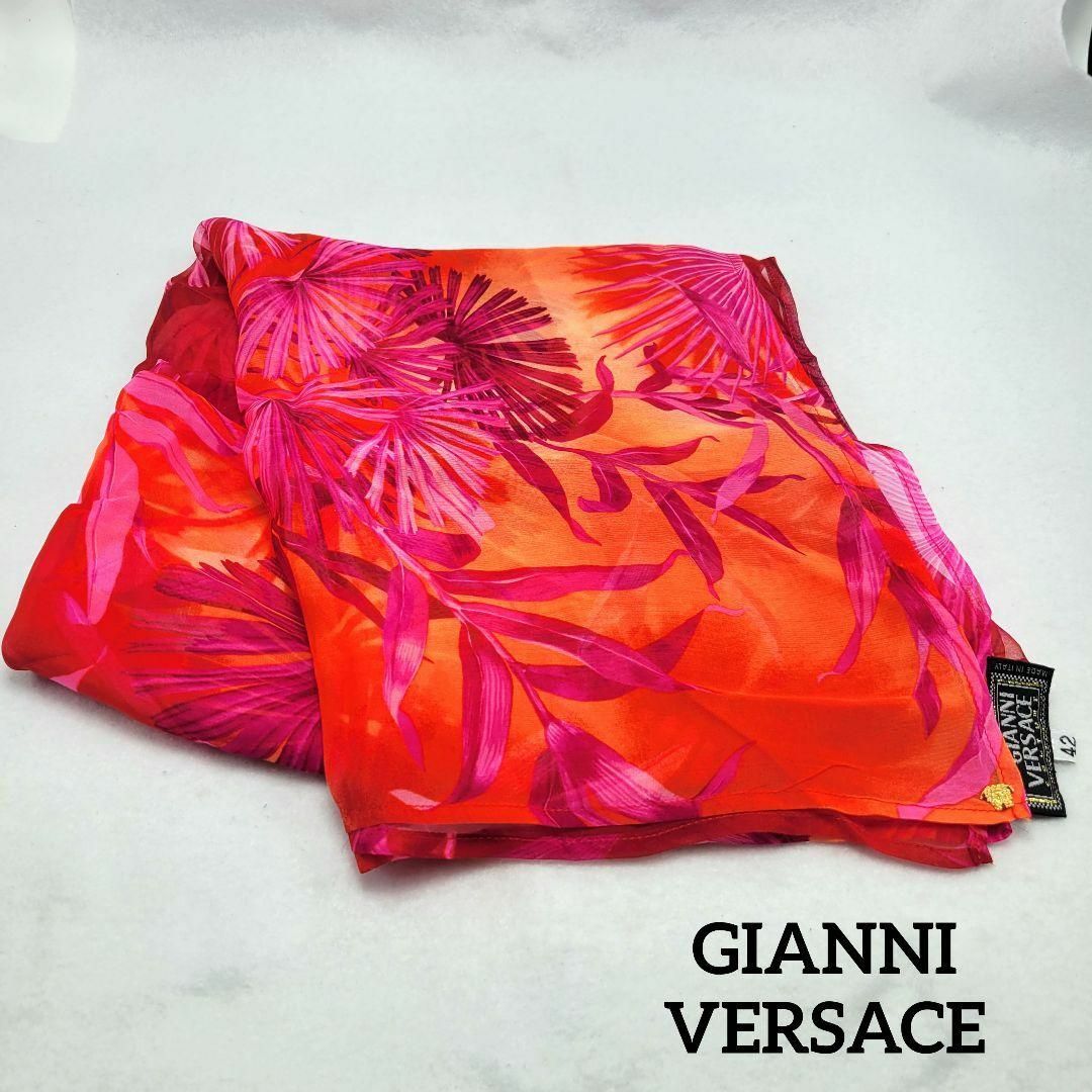 美品】GIANNI VERSACE 128×87大判スカーフ メデューサ - バンダナ/スカーフ